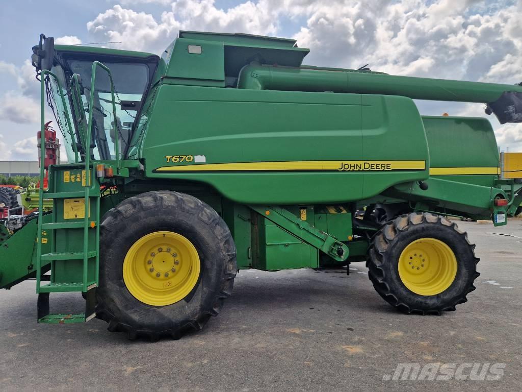 John Deere T670 Leikkuupuimurit