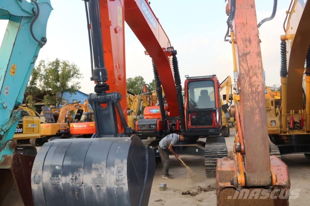 Doosan dx225 Telakaivukoneet