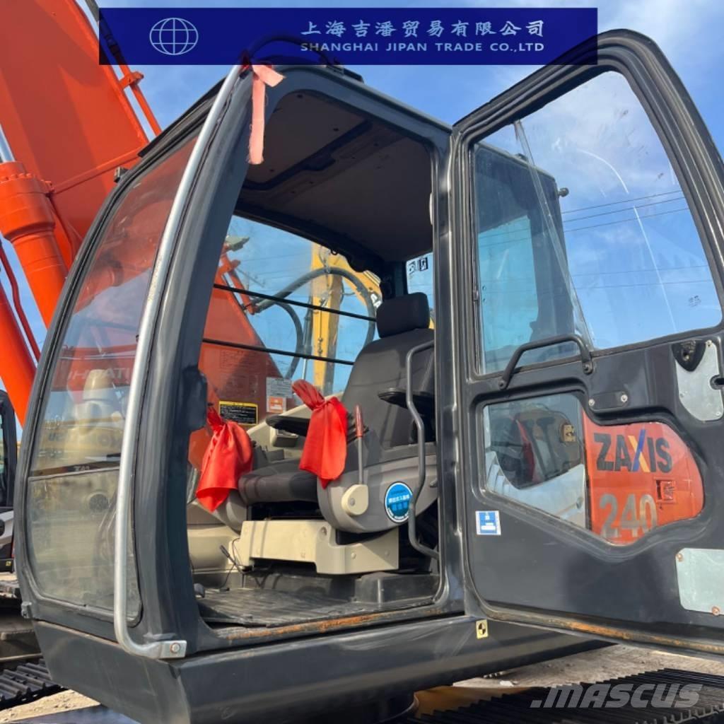 Hitachi ZX 240 Telakaivukoneet