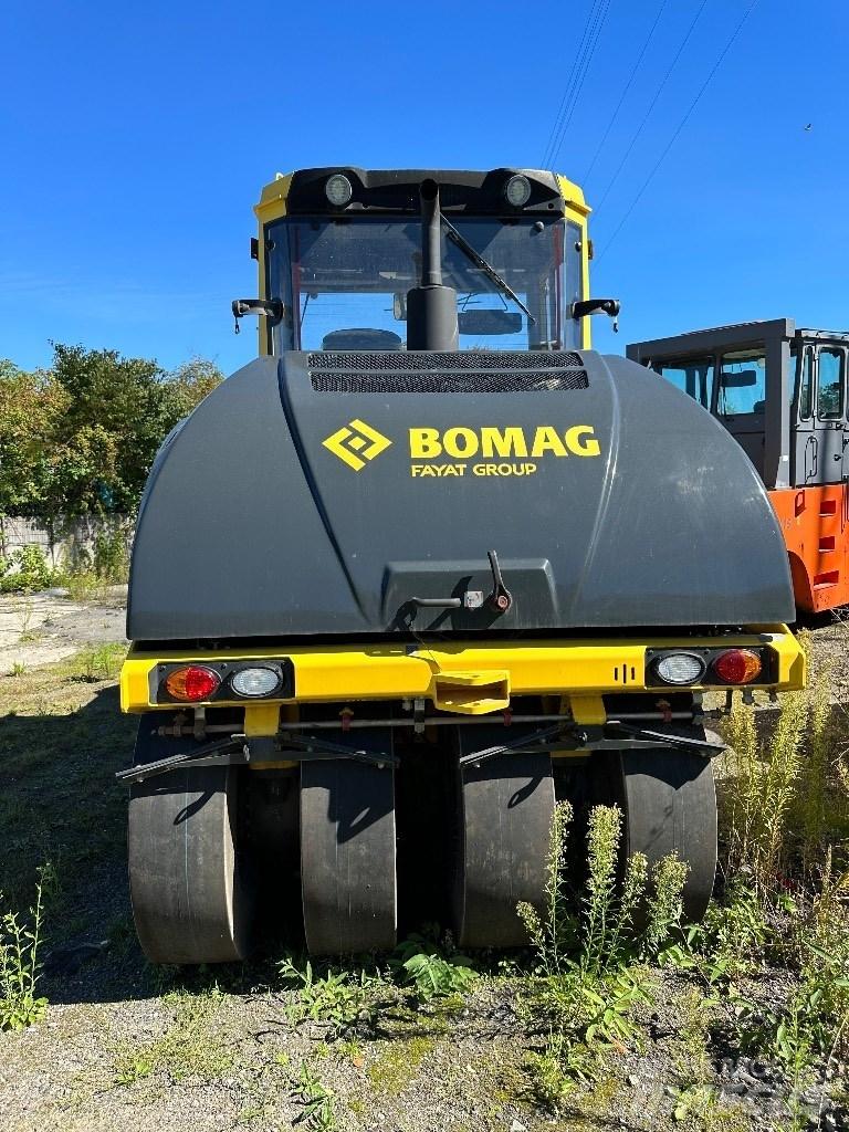 Bomag BW24RH Kumipyöräjyrät