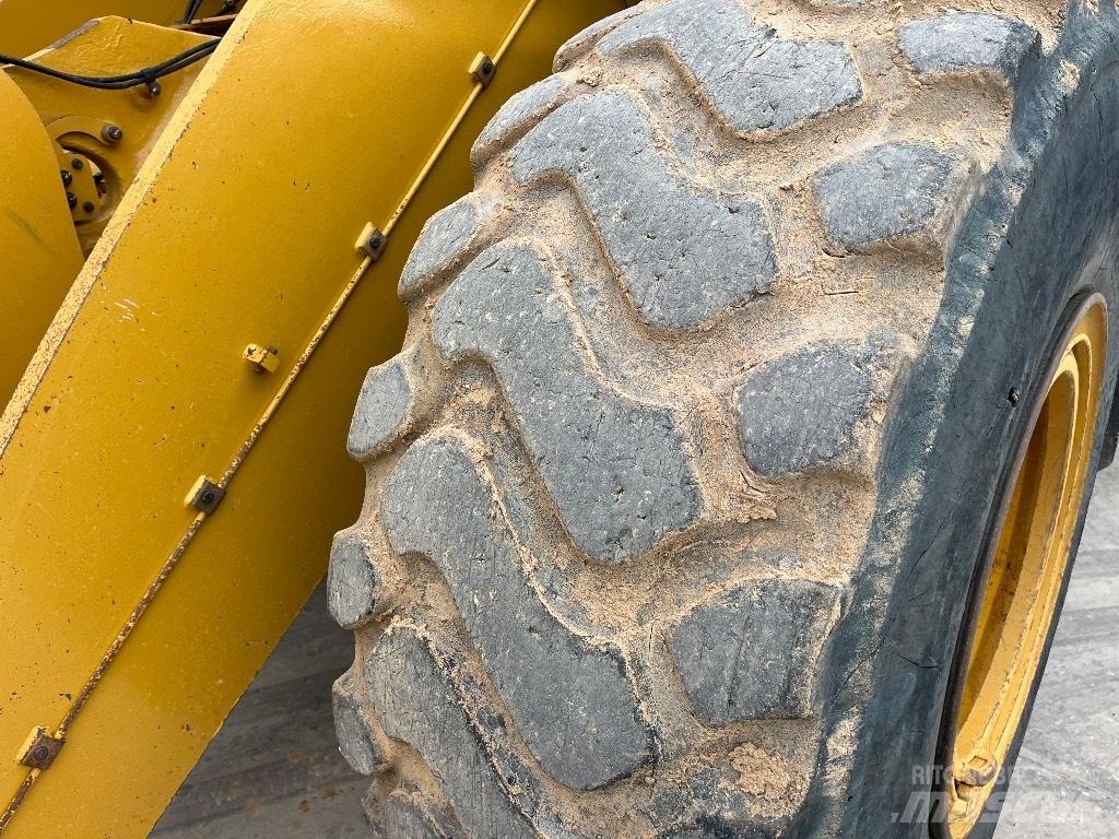CAT 950 M Pienkuormaajat