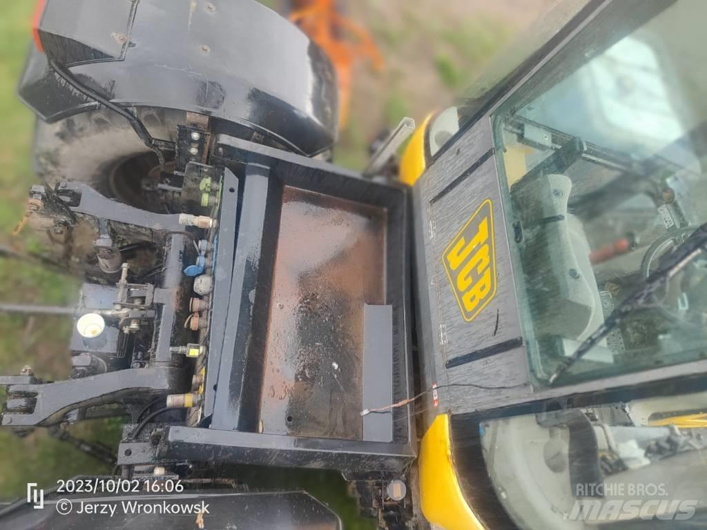 JCB 1135 4WS Traktorit