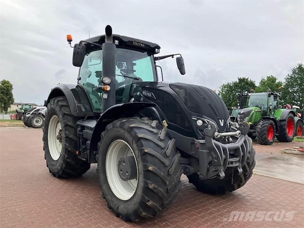 Valtra S 394 Traktorit