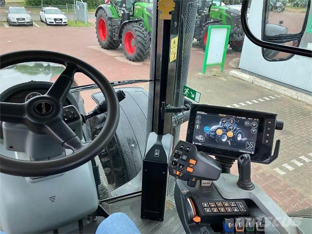 Valtra S 394 Traktorit