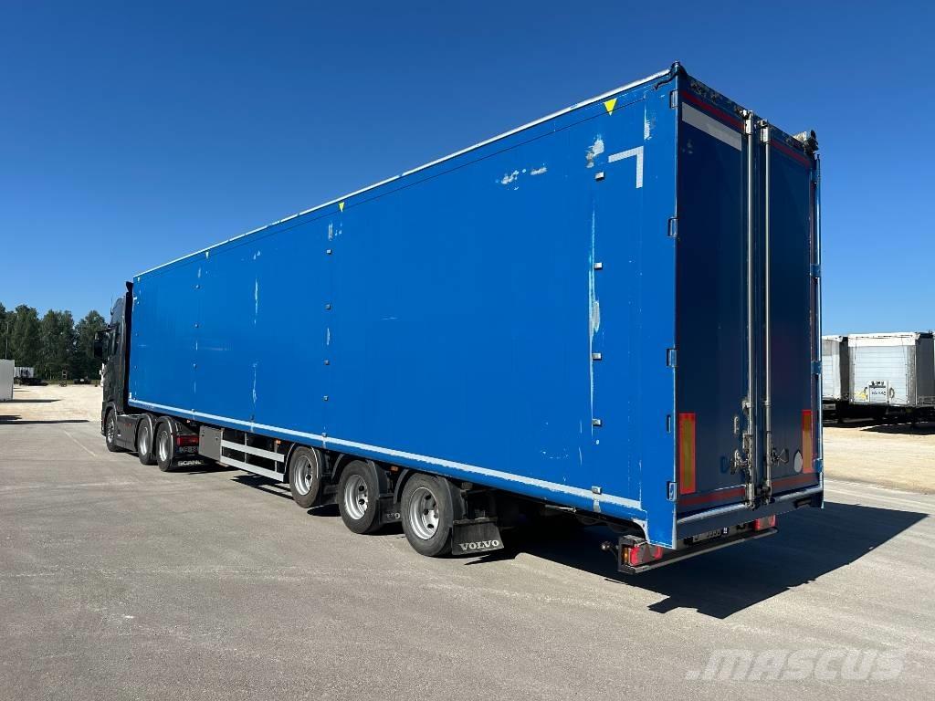 Kraker CF200 Walking floor-puoliperävaunut