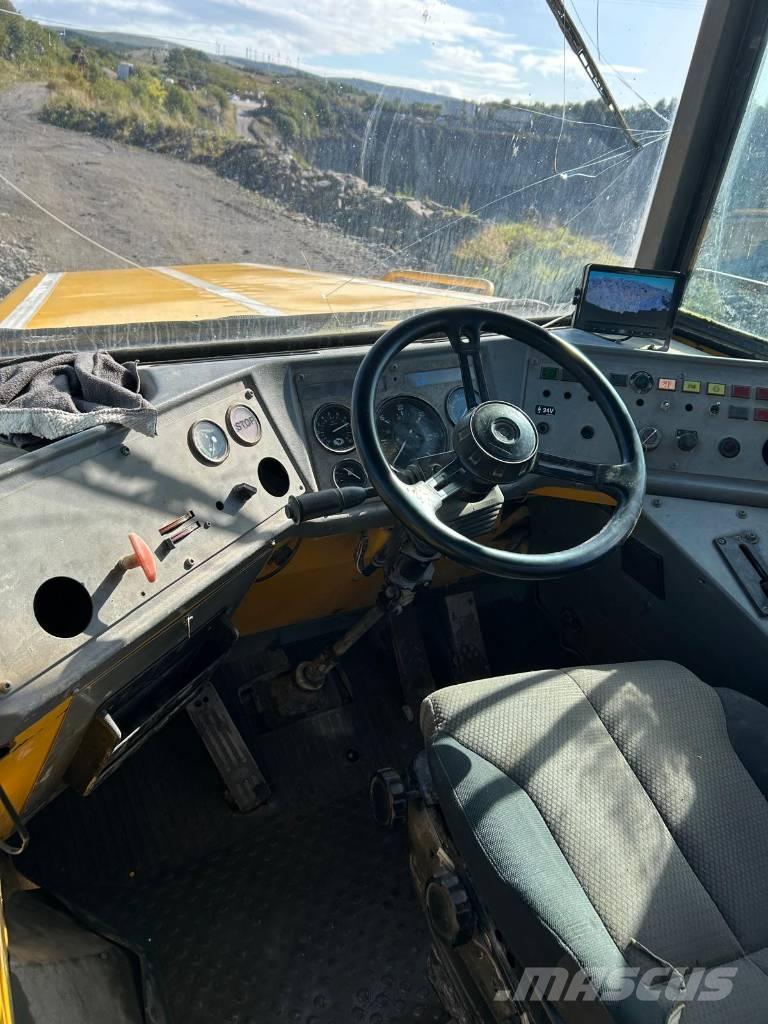 Volvo A 25 C Dumpperit