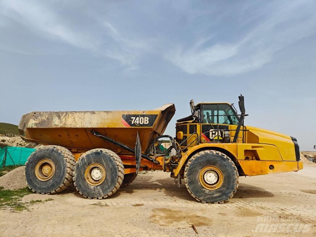 CAT FOR PARTS 740B Dumpperit