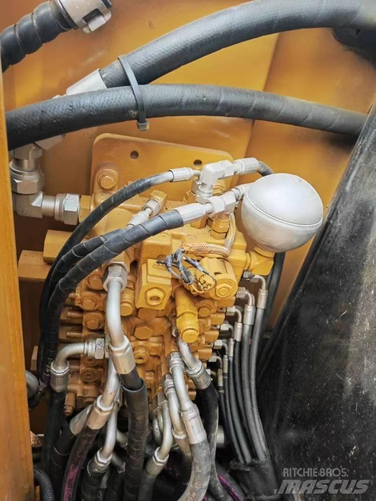 CAT 306 Minikaivukoneet < 7t