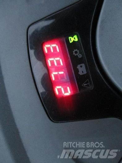 Toyota SPE 120L Käyden ajettavat pinoamistrukit