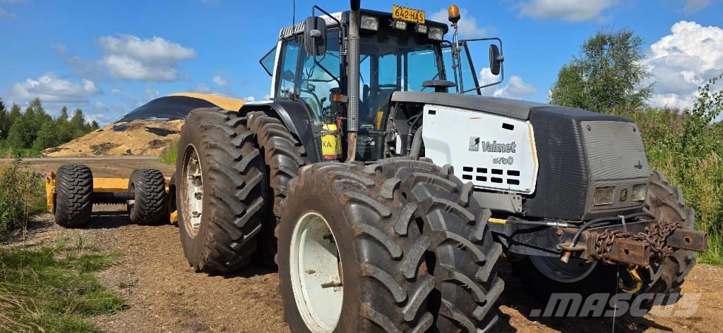 Valmet 8750 Traktorit