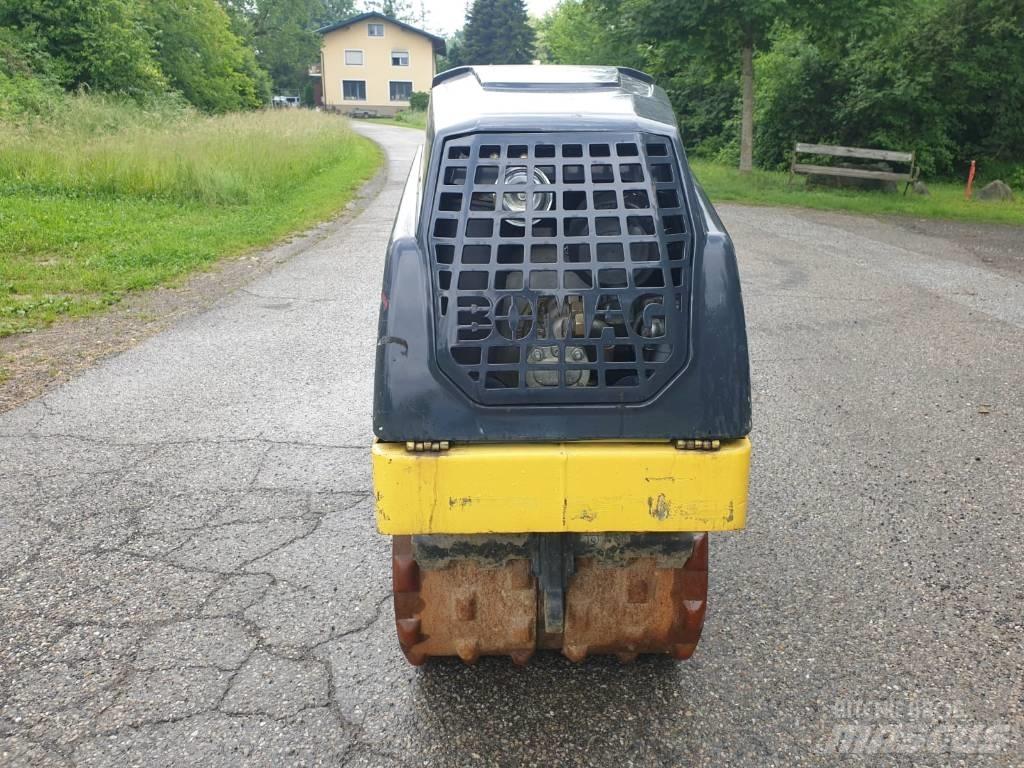 Bomag BMP 8500 Tärylevyt