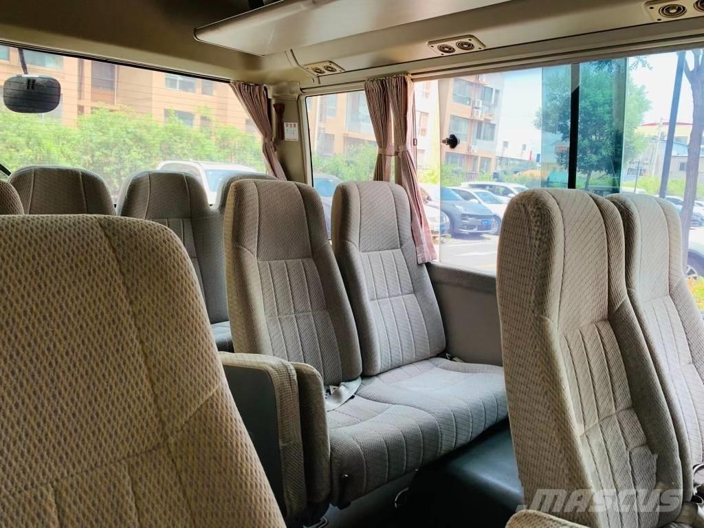 Toyota Coaster Bus Minibussit