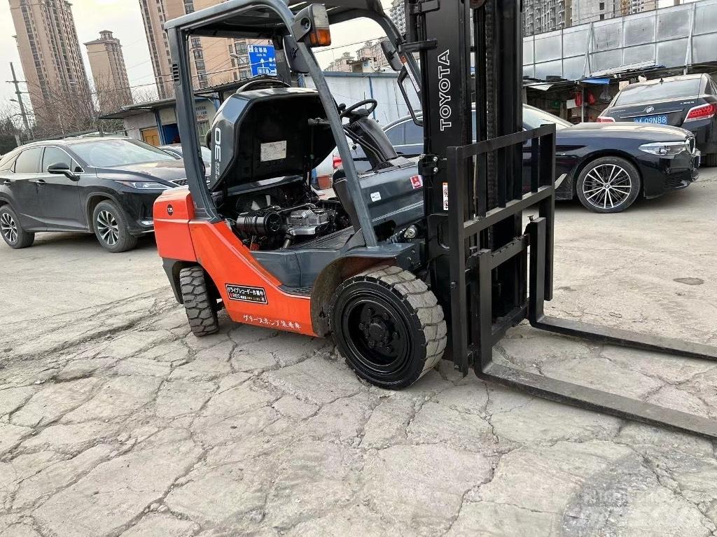 Toyota Toyota8F FD30 Dieseltrukit