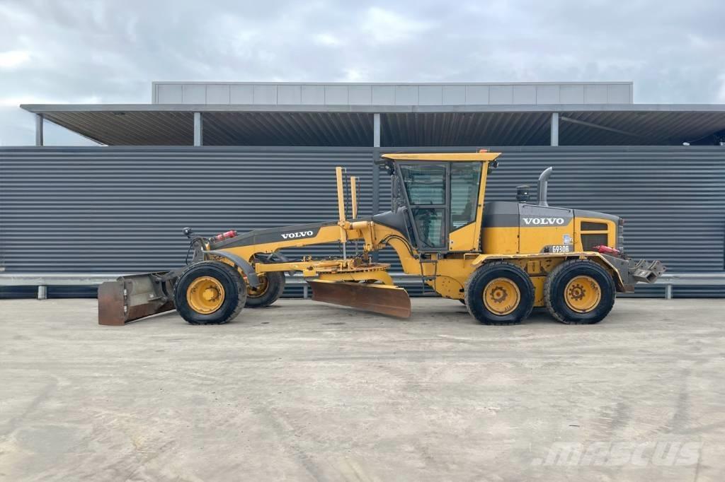 Volvo G 930R Tiehöylät