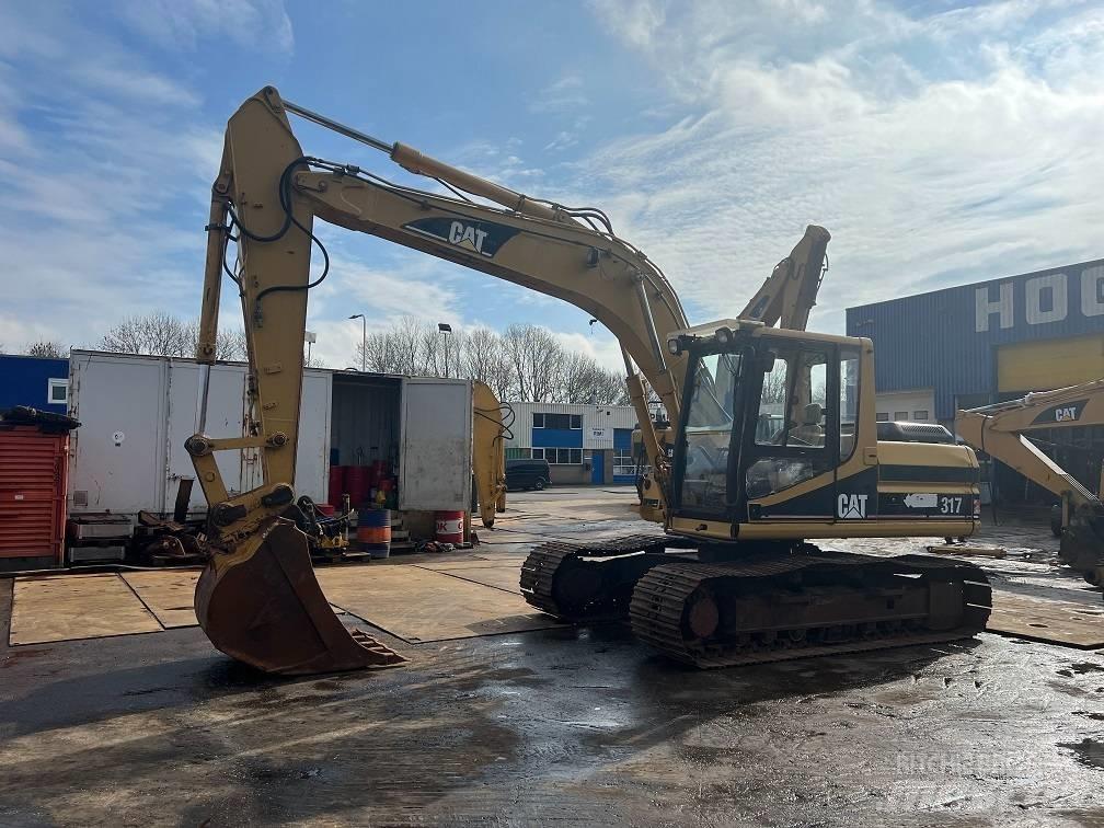 CAT 317 Telakaivukoneet