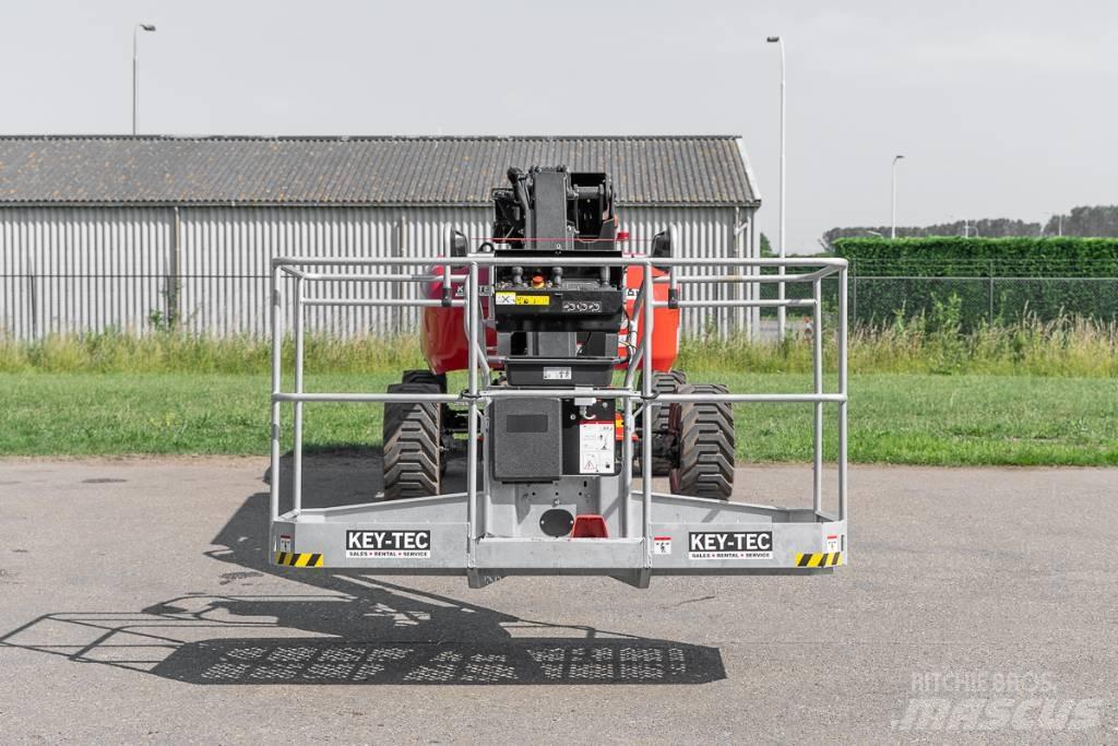 Manitou 200 ATJ e Kuukulkijat