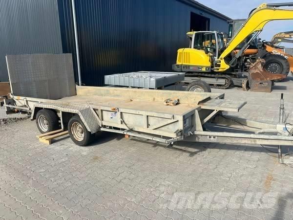 Ifor Williams GP 146 Kevyet peräkärryt