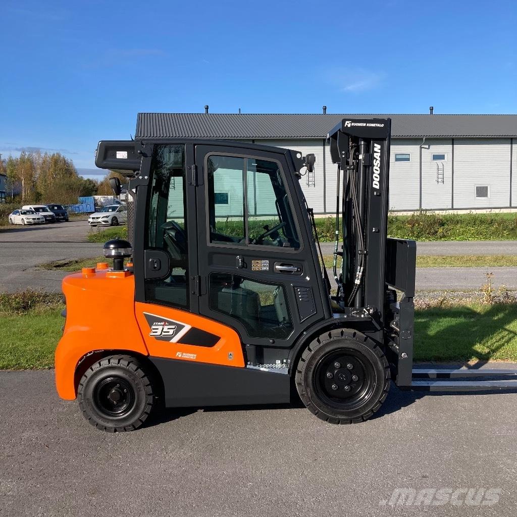 Doosan D35C-9 Diesel Dieseltrukit
