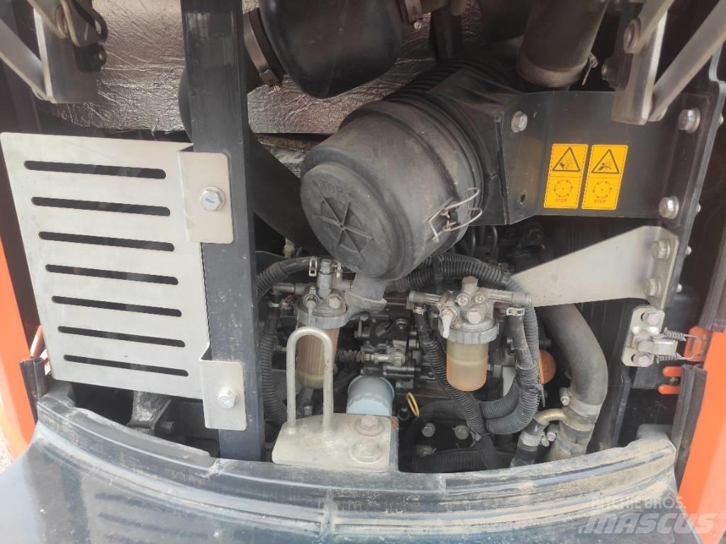 Hitachi ZX 26 U-6 Minikaivukoneet < 7t