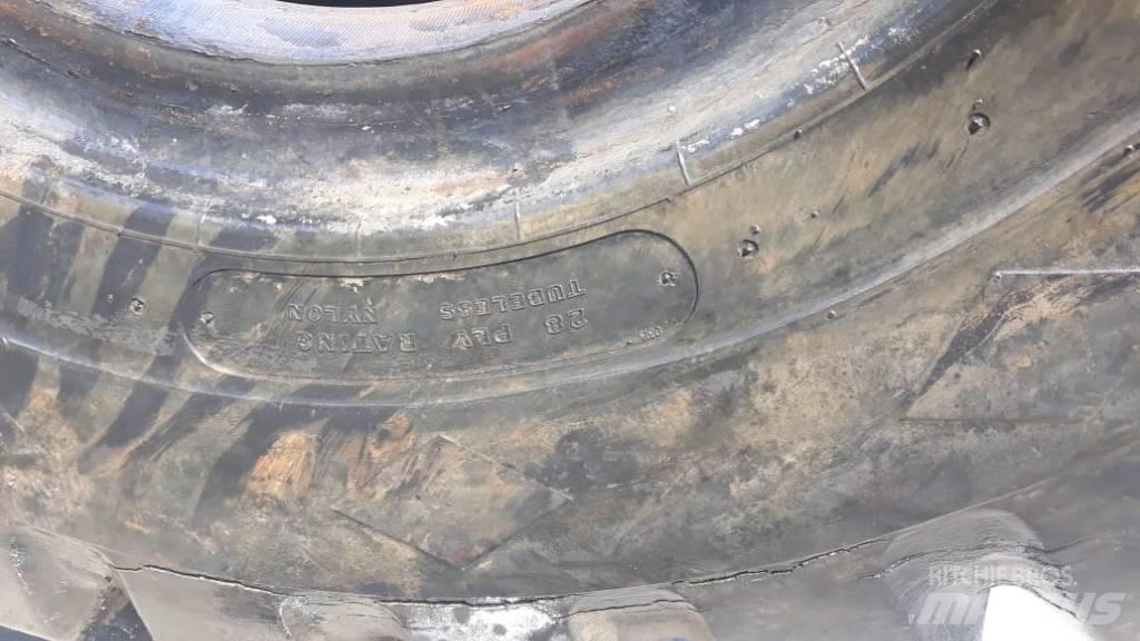 Goodyear 29.5-29 L3 Renkaat ja vanteet
