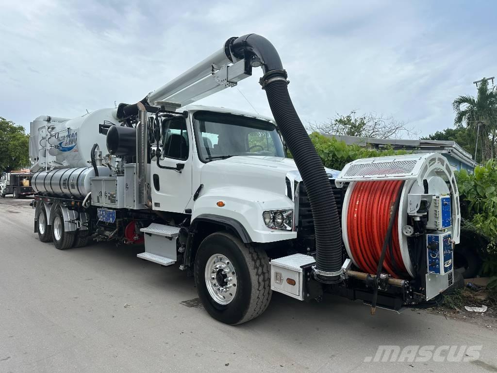 Freightliner 114 SD Paine-/imuautot