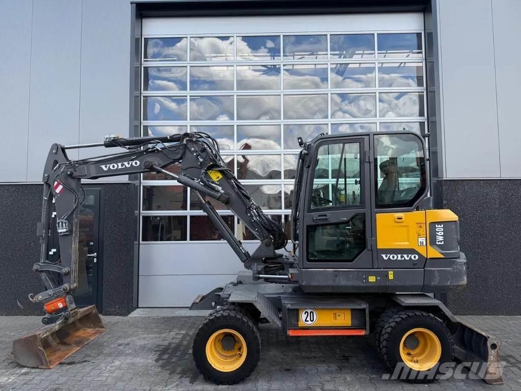 Volvo EW60E | A/C Midikaivukoneet 7t - 12t