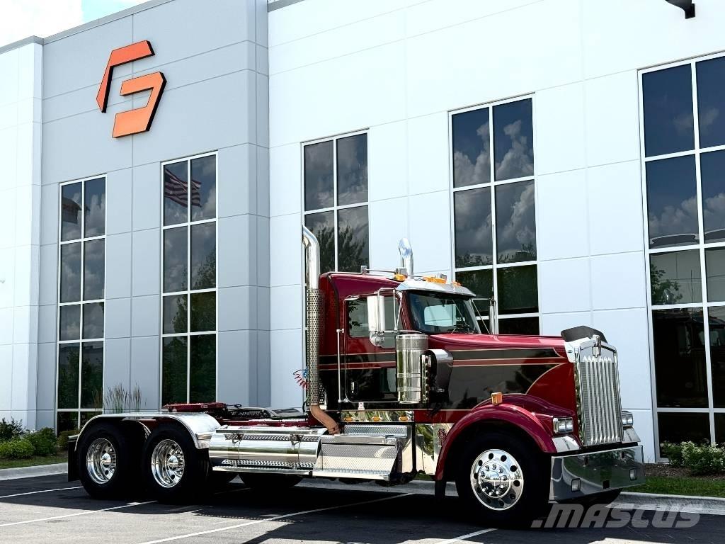Kenworth W900 Vetopöytäautot