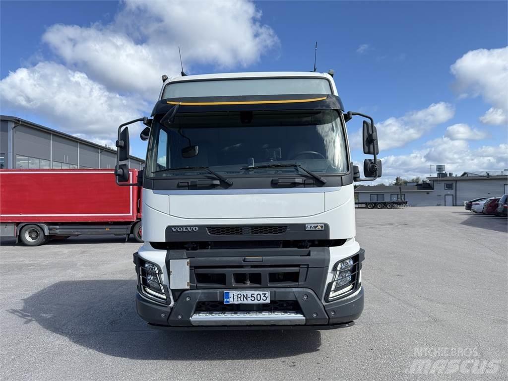 Volvo FMX 460 6X4 Vetopöytäautot