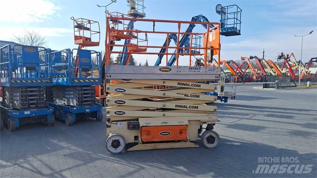 JLG 2646ES Saksilavat