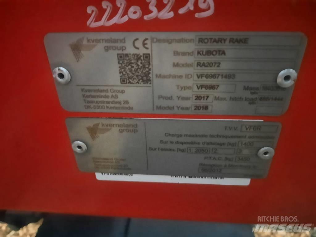 Kubota RA2072 Pöyhimet ja haravat
