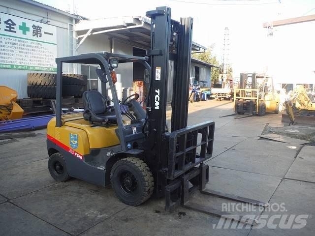 TCM FD25T3 Dieseltrukit