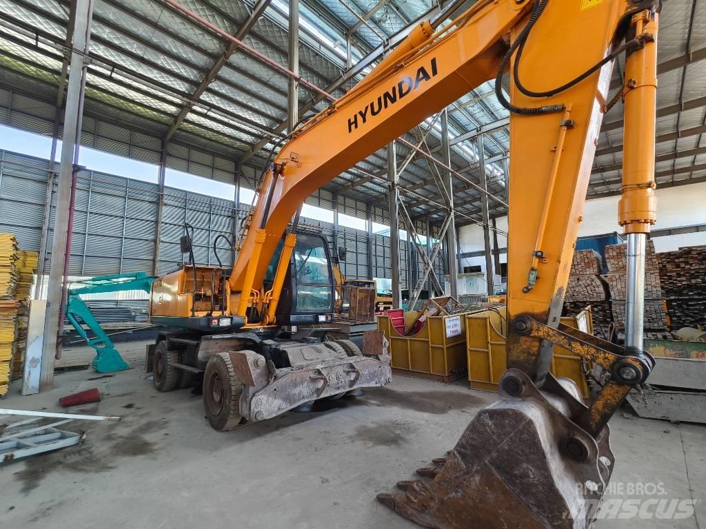Hyundai R210w-7 Pyöräkaivukoneet