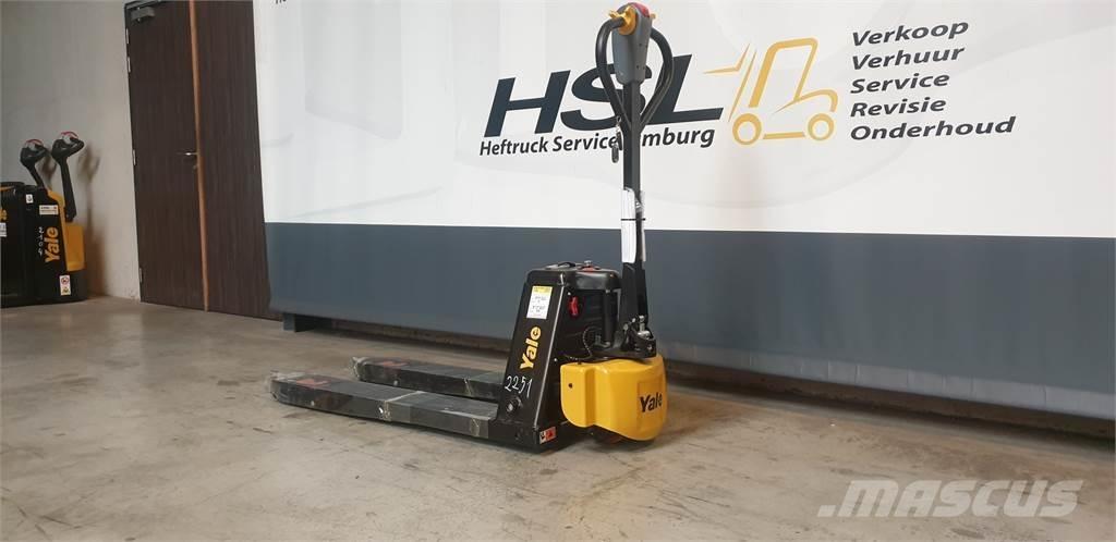 Yale MPC15 Lavansiirtotrukit