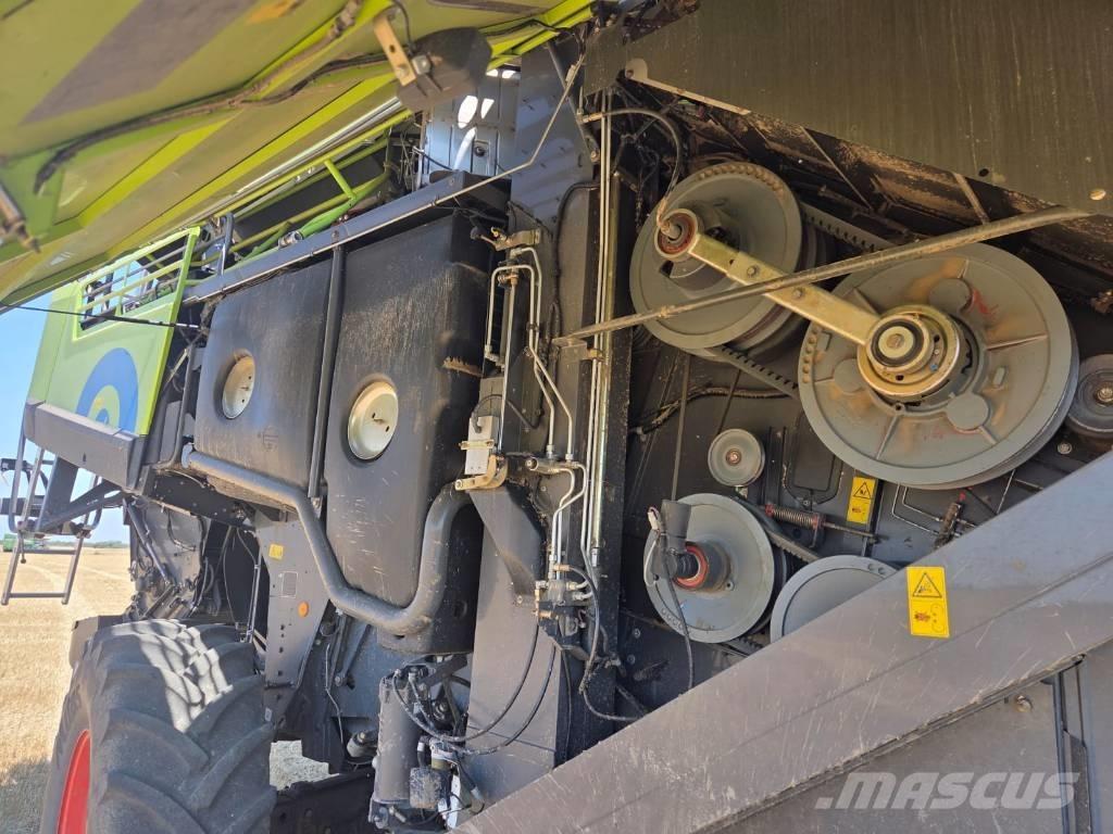 CLAAS Lexion 780 TT Leikkuupuimurit