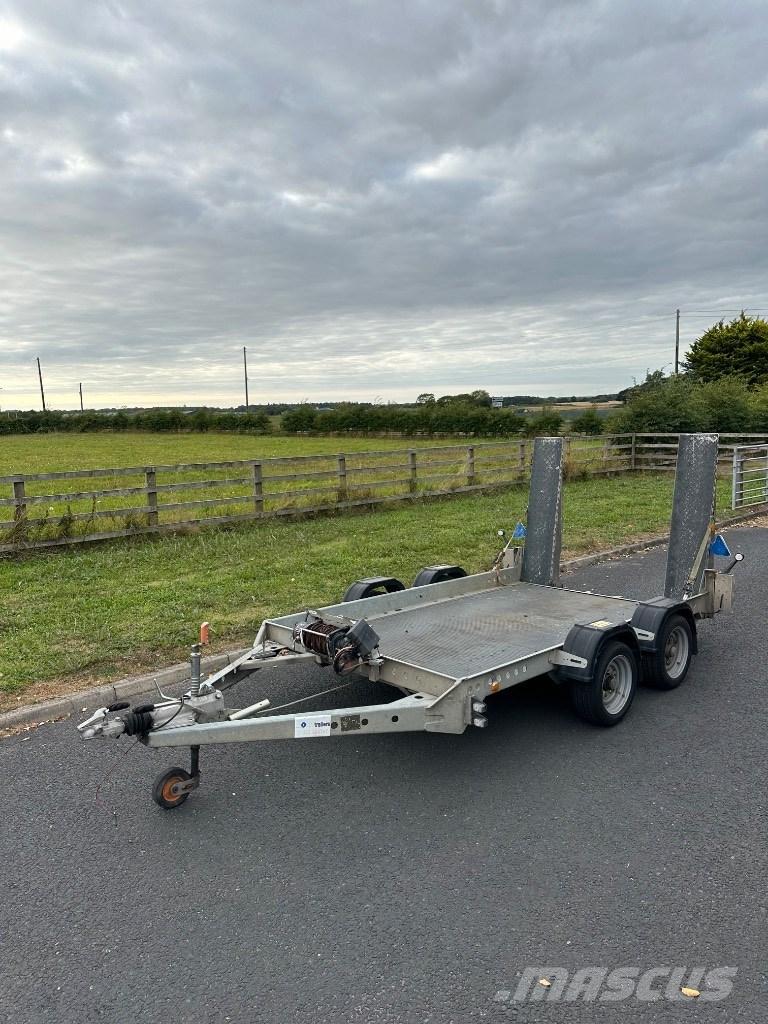  MOTIV TC3000 Kevyet peräkärryt