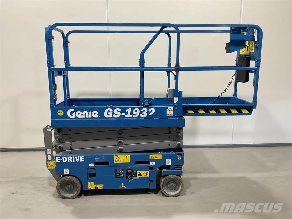 Genie GS-1932 Saksilavat