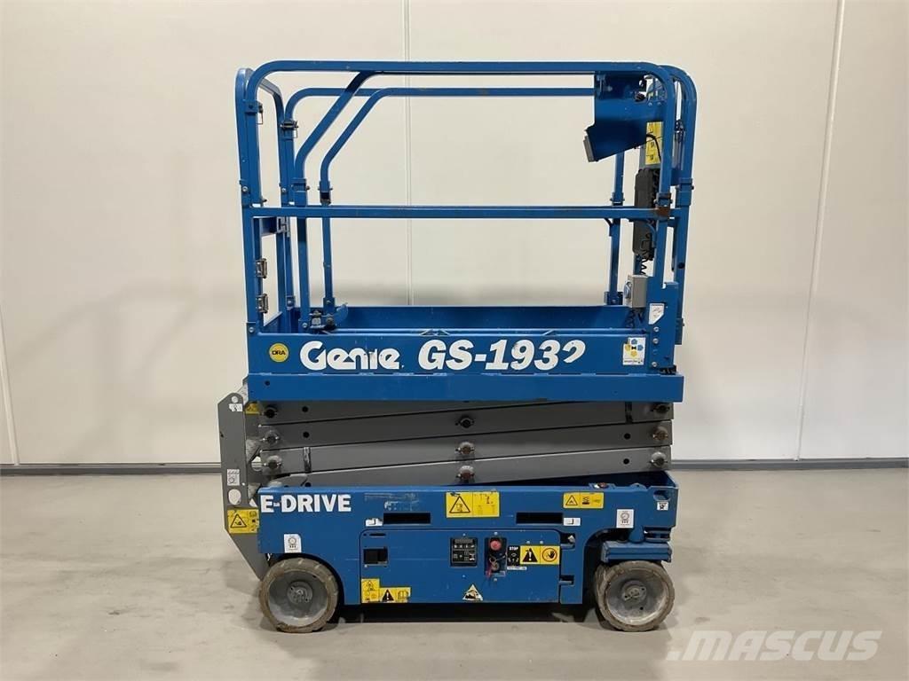 Genie GS-1932 Saksilavat