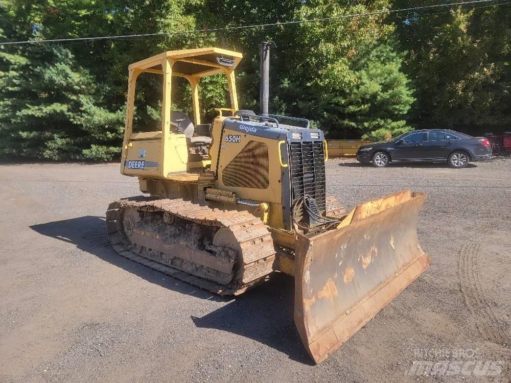 John Deere 650 H Telaketjupuskutraktorit