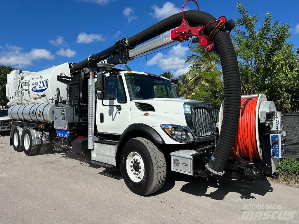 International 7500 Paine-/imuautot