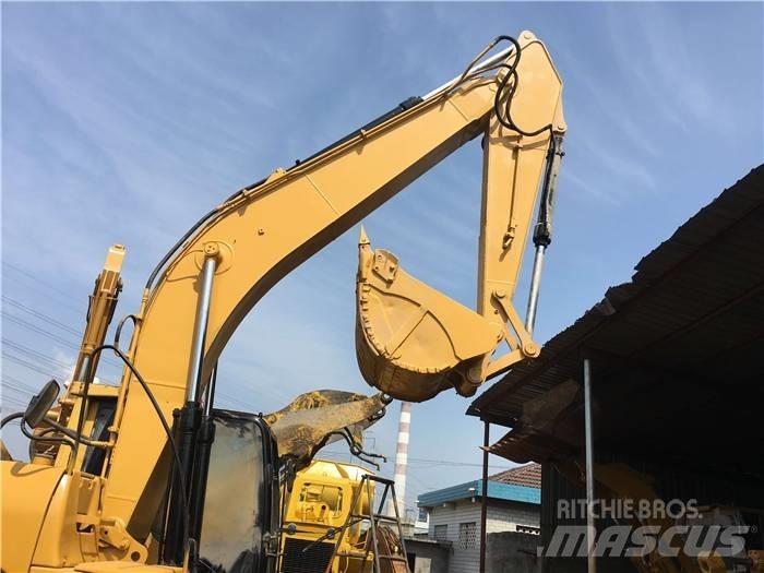 CAT 320 D Telakaivukoneet