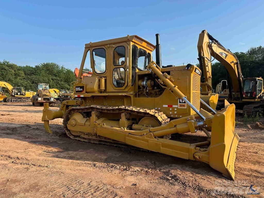 CAT D 7 G Telaketjupuskutraktorit