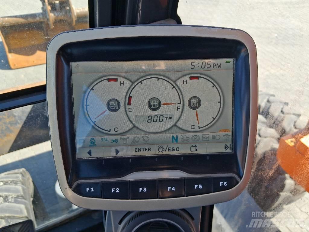 Doosan DX 140 W-3 Pyöräkaivukoneet
