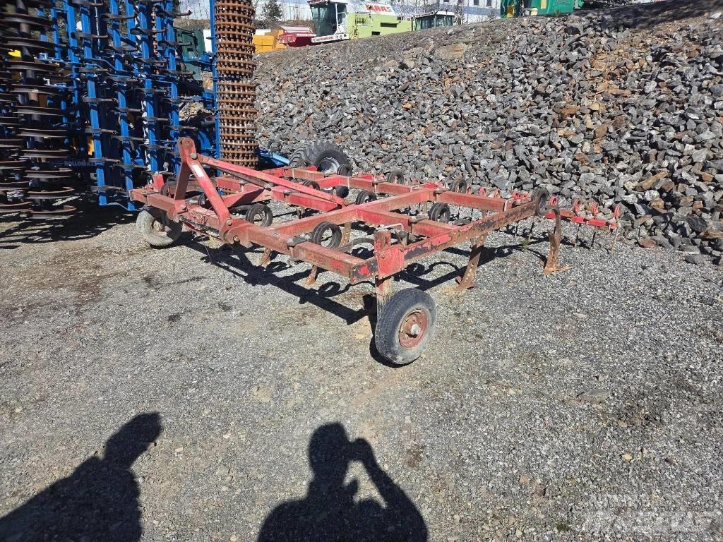 Väderstad Cultivator Kultivaattorit