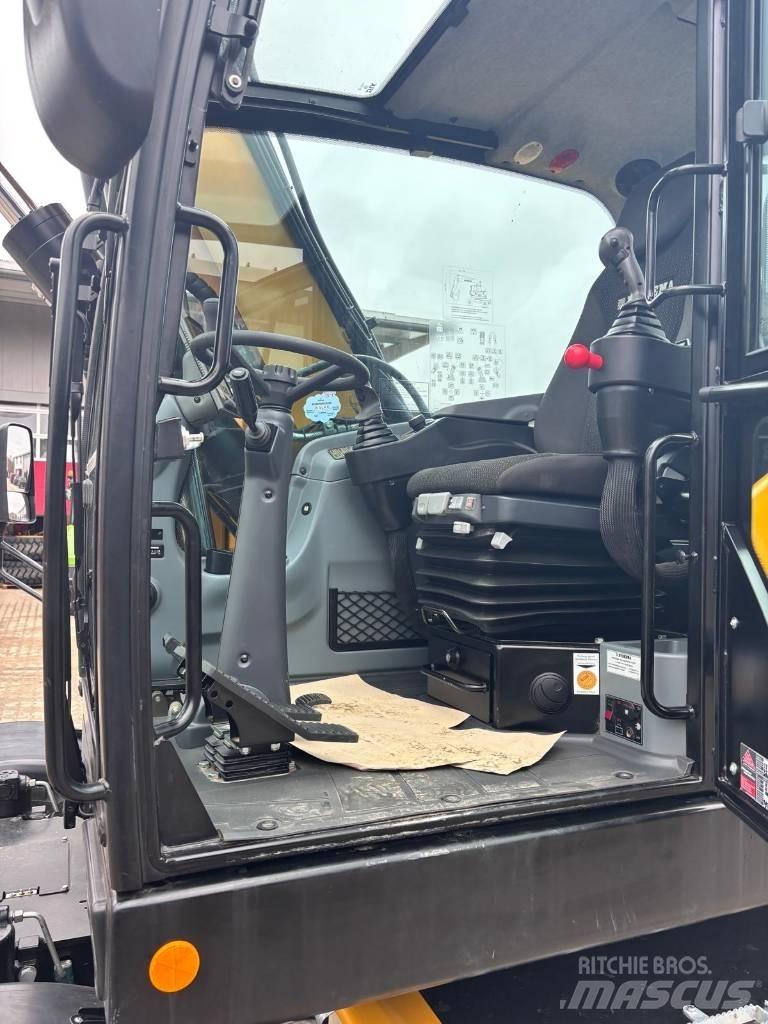 Hydrema MX18G Pyöräkaivukoneet