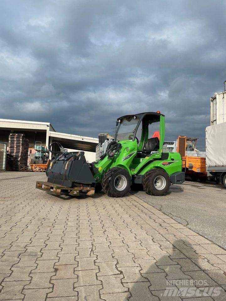 Avant 640i Pyöräkuormaajat