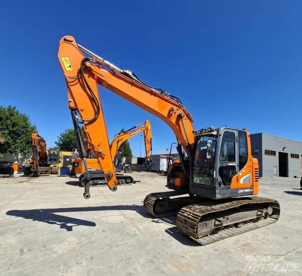 Doosan DX140LCR-5 Telakaivukoneet