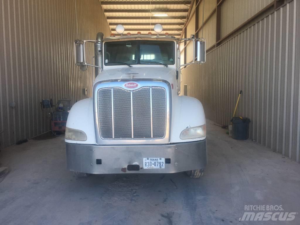 Peterbilt 386 Vetopöytäautot