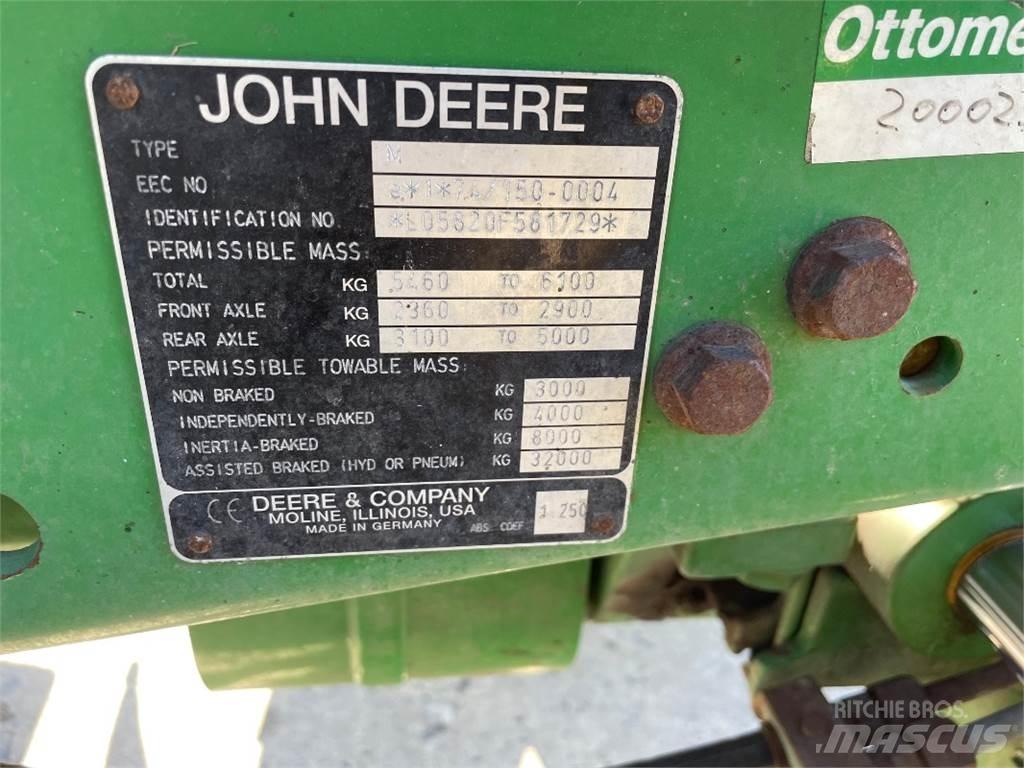 John Deere 5820 Traktorit