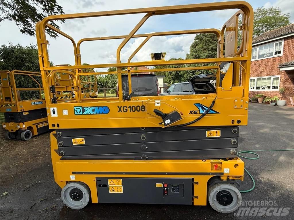 XCMG XG 1008 AC Saksilavat