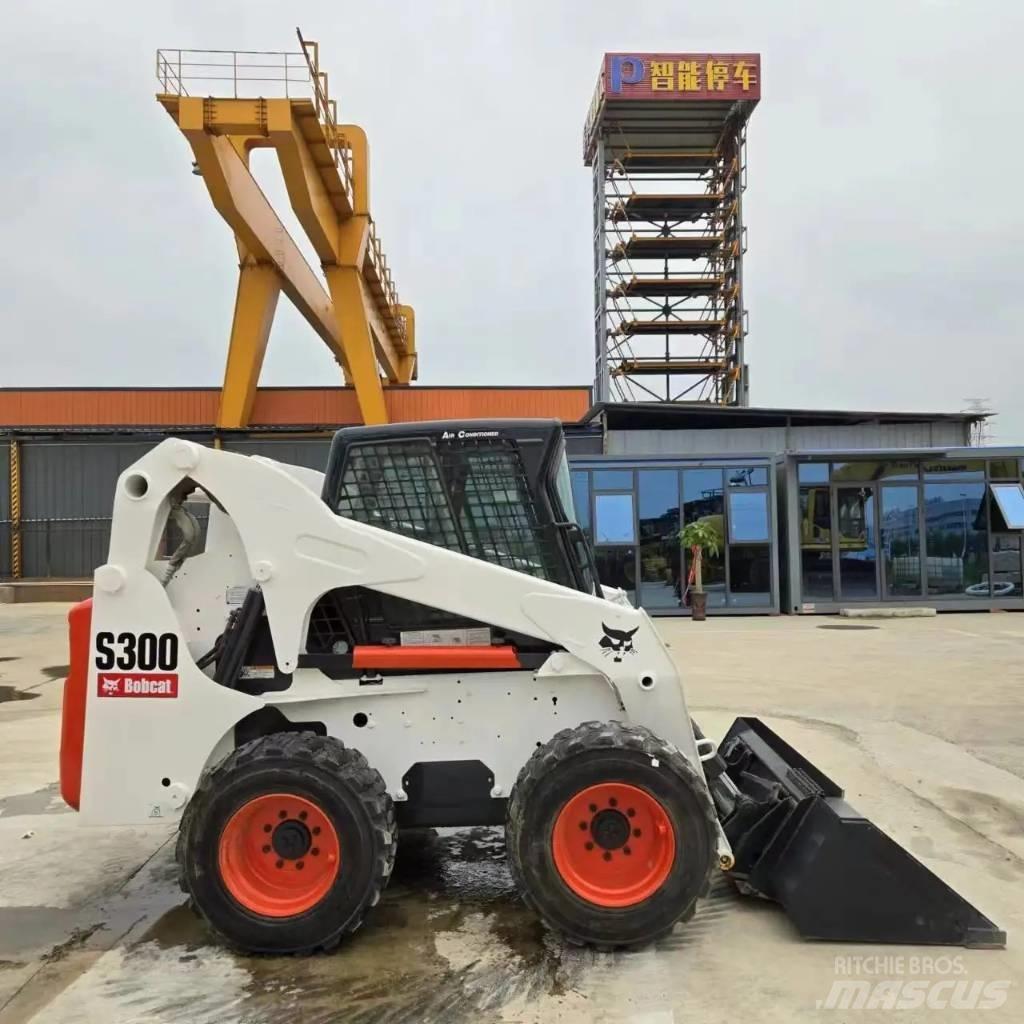 Bobcat S 300 Liukuohjatut kuormaajat